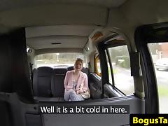 Amateur british cocksucker takes a taxi ride