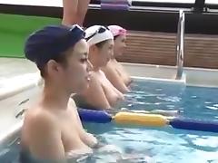 Japanese swimming game 2