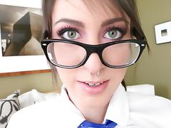 Luna C. Kitsuen is a geeky babe who wants to choke on a dick