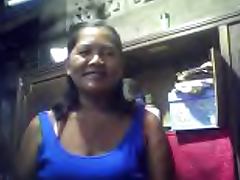 FILIPINA GRANDMA MERLEN DELA VICTORIA 53 SHOWING HER BOOBS