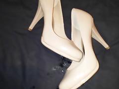 Blasting GF&#039;s new heels
