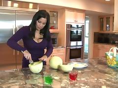 Delightful Sophia Lomeli Goes Really Hardcore In The Kitchen